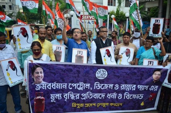 Tripura Trinamool staged Protest over Fuel Price Hikes : Says, ‘No Need of BJP Govt Anymore if Prices Don’t Climb Down’